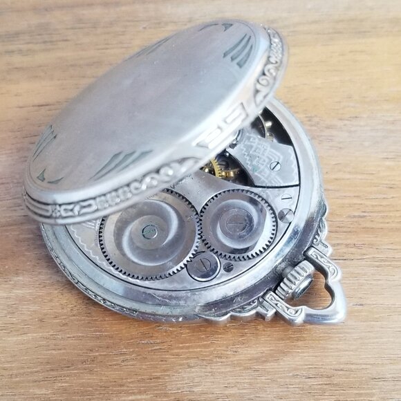 Elgin Natl Watch Co Pocket Watch Silver Tone 17 Jewel Parts or Project Only READ - Picture 6 of 10